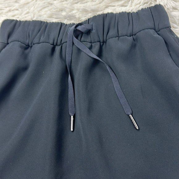 Lululemon On the Fly Skirt - Picture 2 of 5